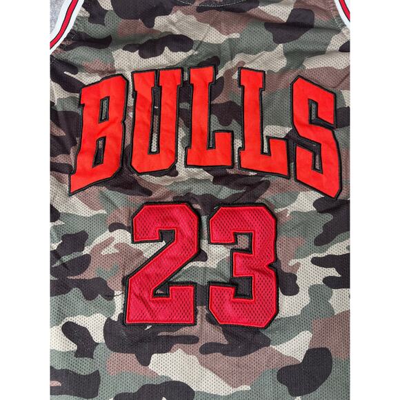 NBA Mens Chicago Bulls Michael Jordan #23 Basketball Camo Jersey ‘97-98 Size XL - Picture 3 of 8